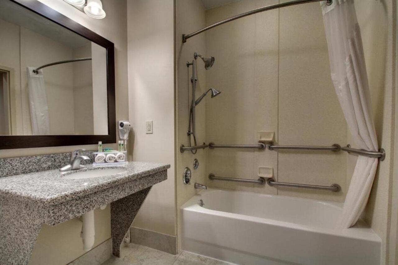 Holiday Inn Express Winona By Ihg Εξωτερικό φωτογραφία